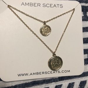 Double pendent necklace